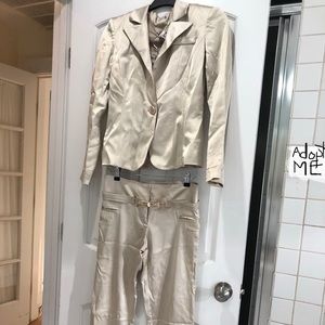 Gorgeous women’s Cache suit with embellishments